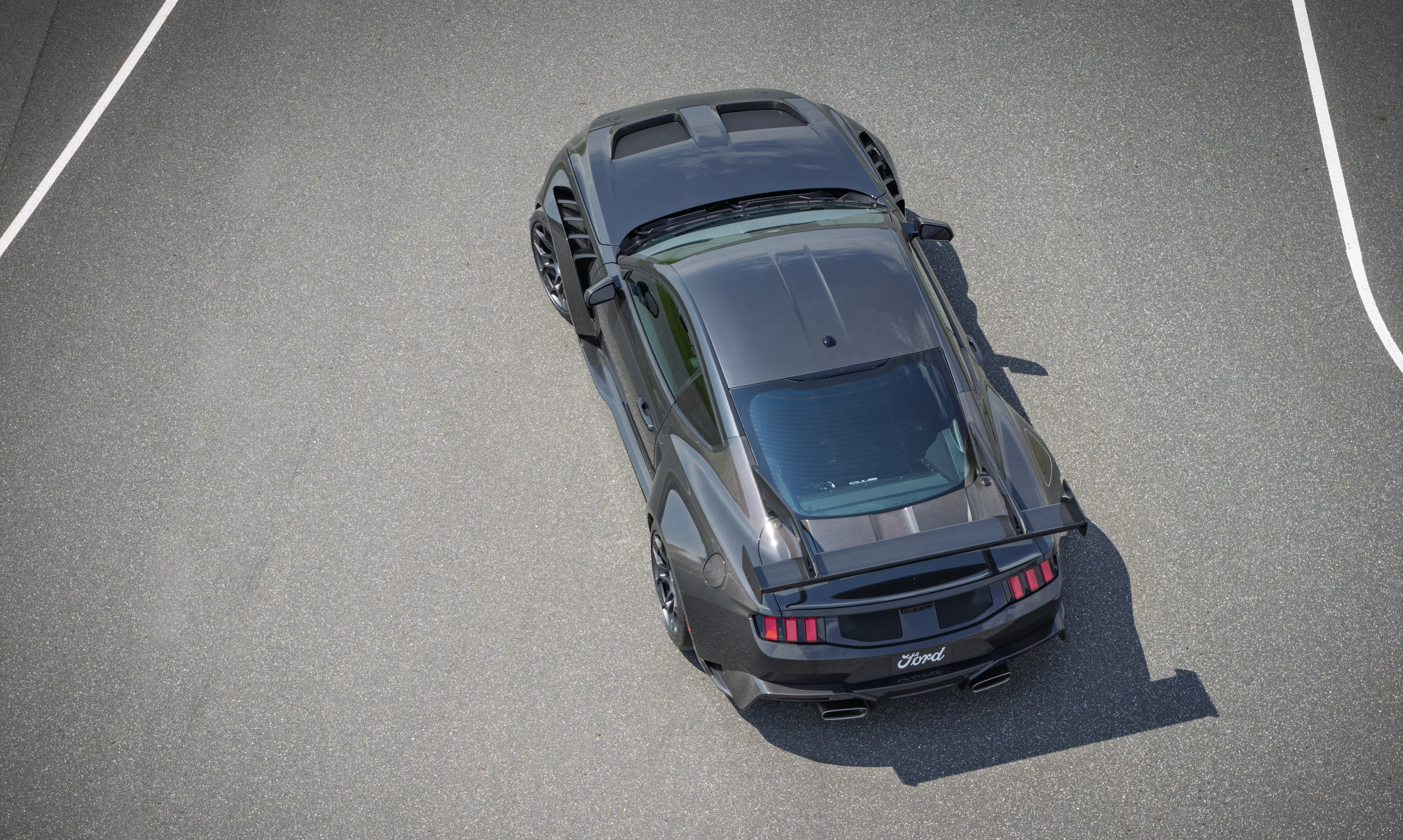 View of new Mustang Liquid Carbon from the top. 