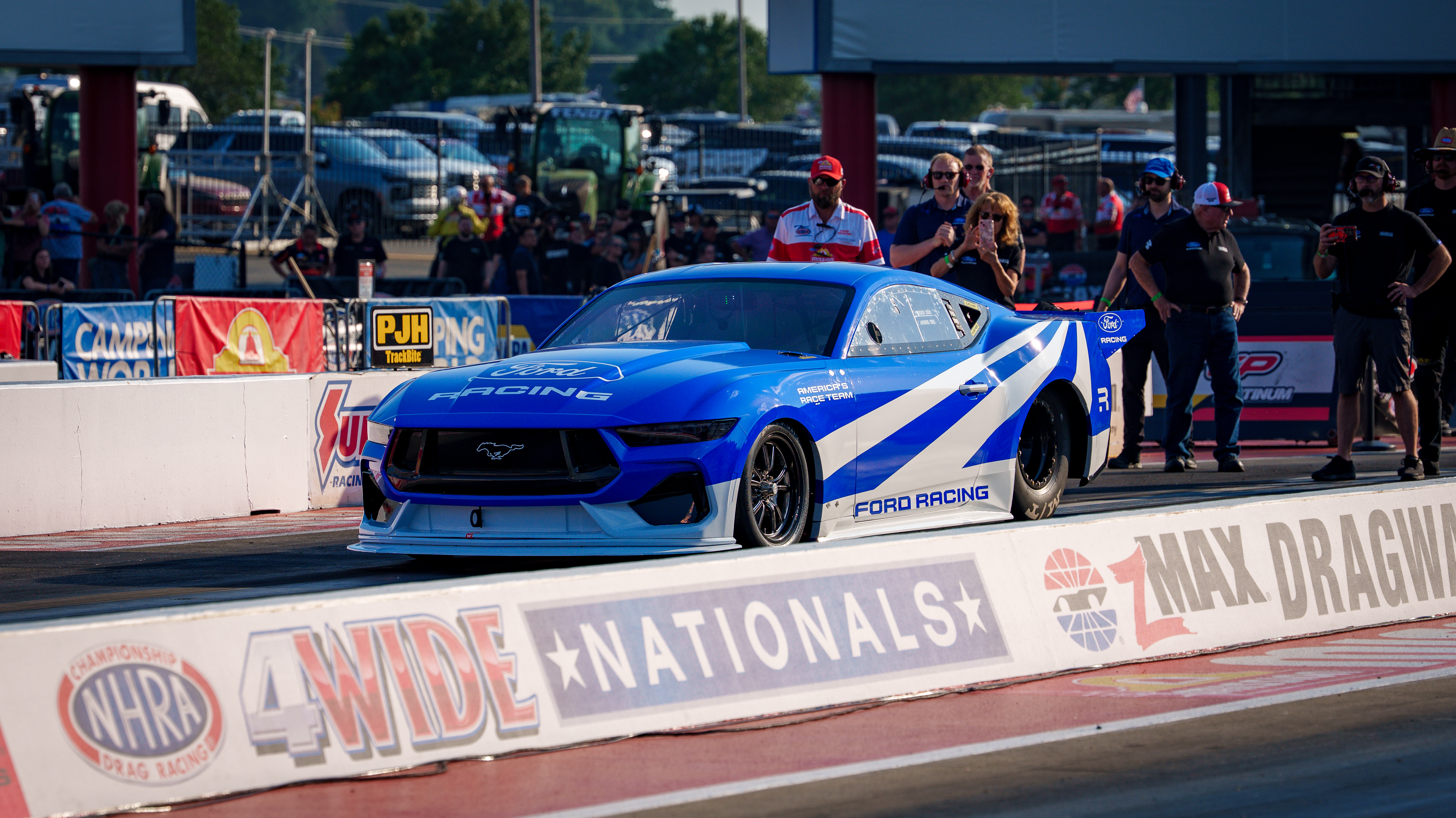 Ford Racing Mustang Cobra Jet 2200 stages at the NHRA 4Wide Nationals